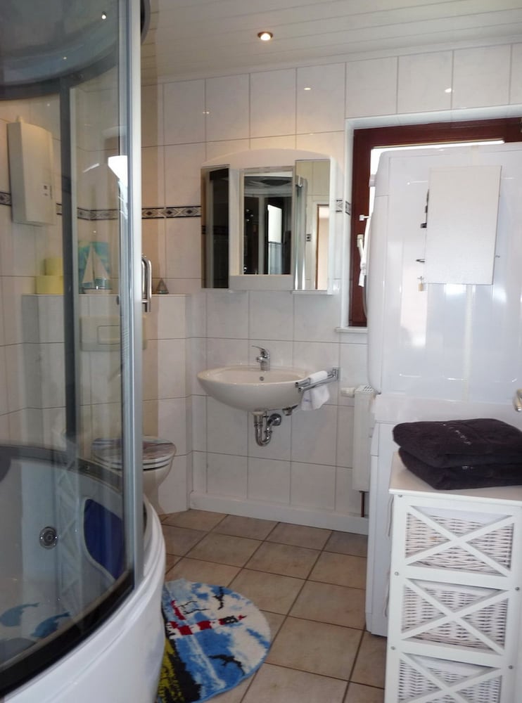 Comfort House, 2 Double Beds, Mountain View photo 3