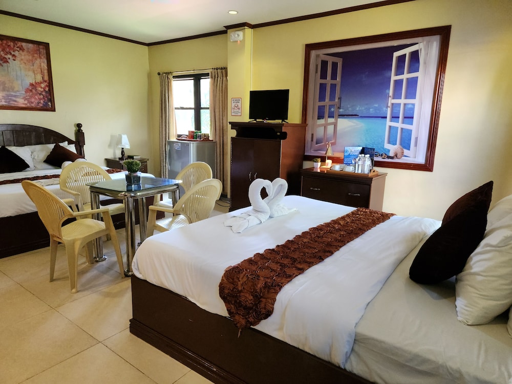 Jacuzzi Suite - Photo 12