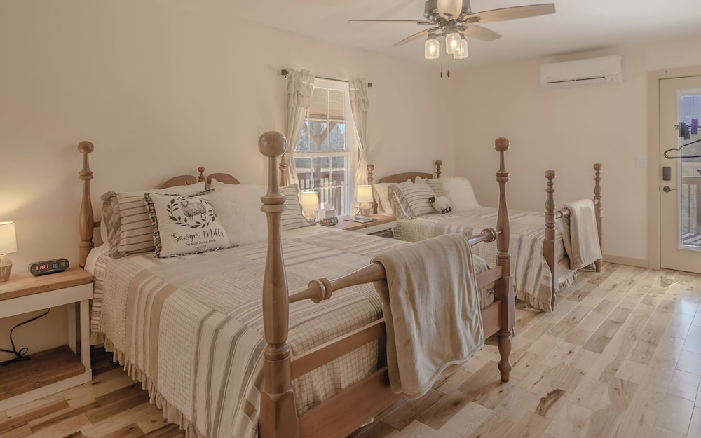 Family Quadruple Room, Multiple Beds