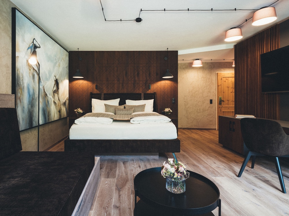 Deluxe Room, Balcony, Mountain View (Adlerhorst)