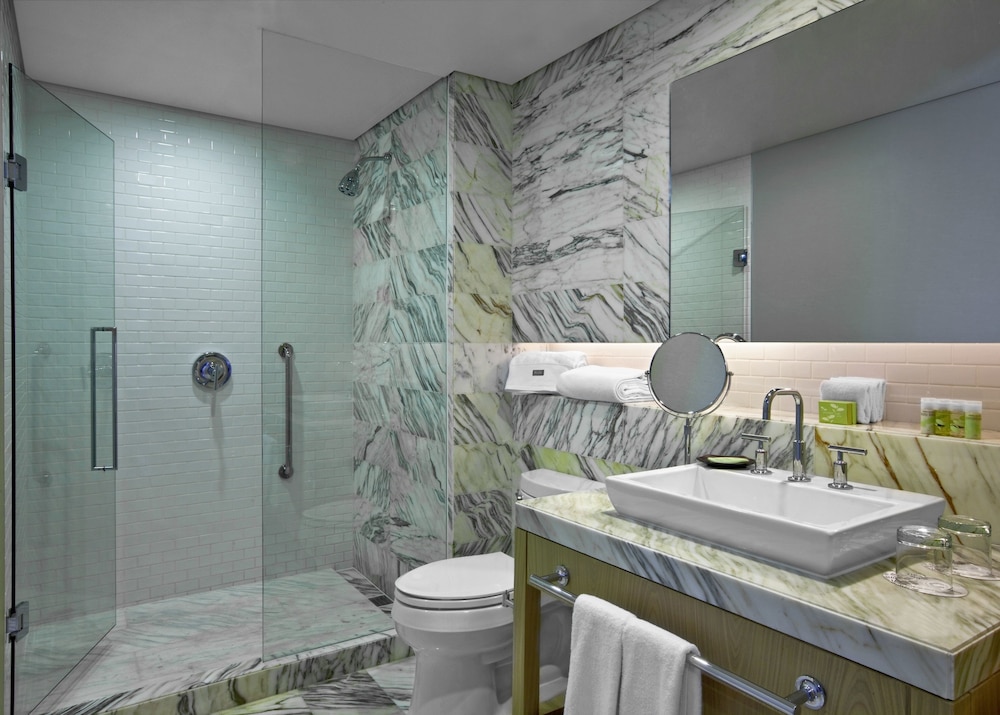 Junior Suite, 1 Bedroom - Photo 5