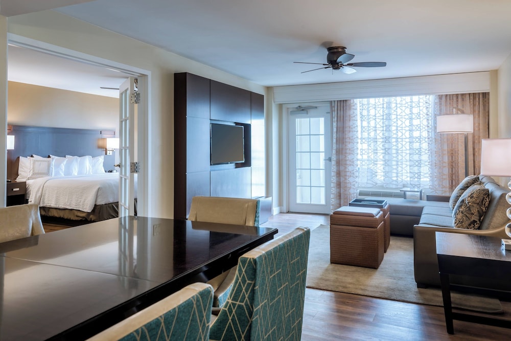 Suite, 1 Bedroom - Photo 4