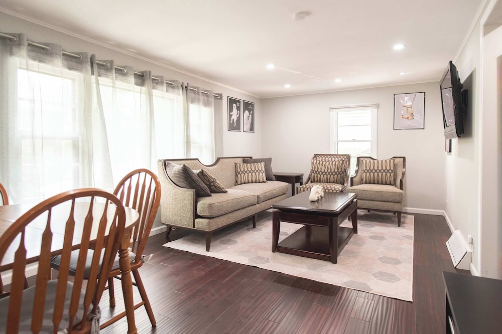 Condo, 1 Double Bed, Kitchen, Garden View (The Opening Act) photo 1