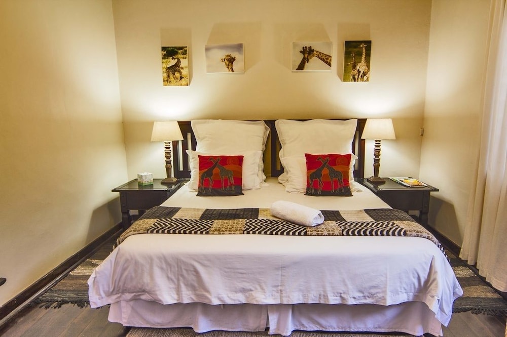 Deluxe Room - Photo 6