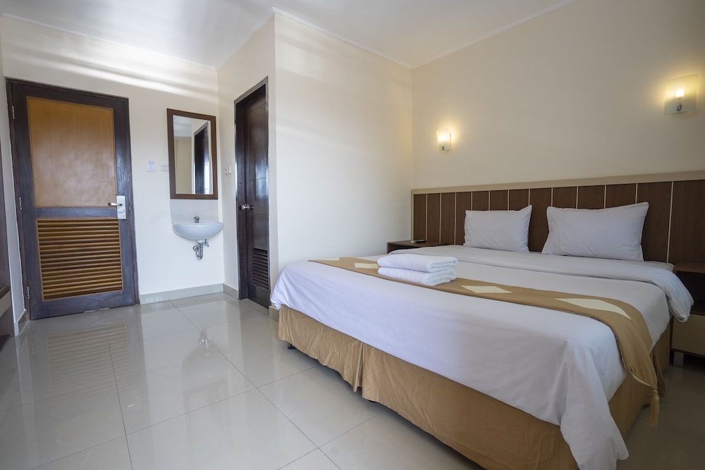Deluxe Double or Twin Room - Photo 7