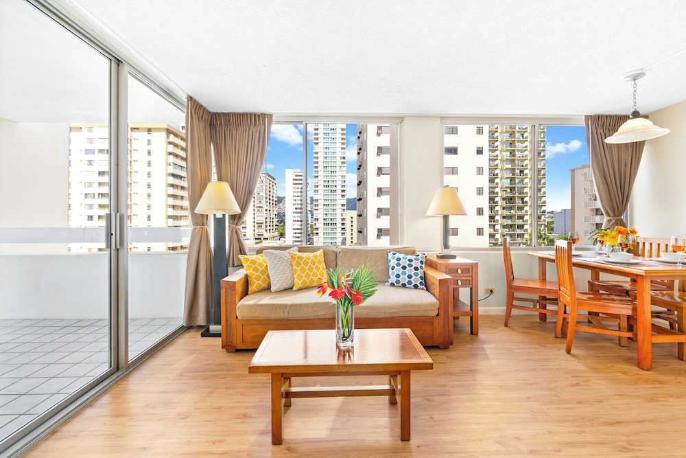 Pacific Monarch - 1 BR - Ocean & City Views: Condo, 1 Bedroom, City View (0109) photo