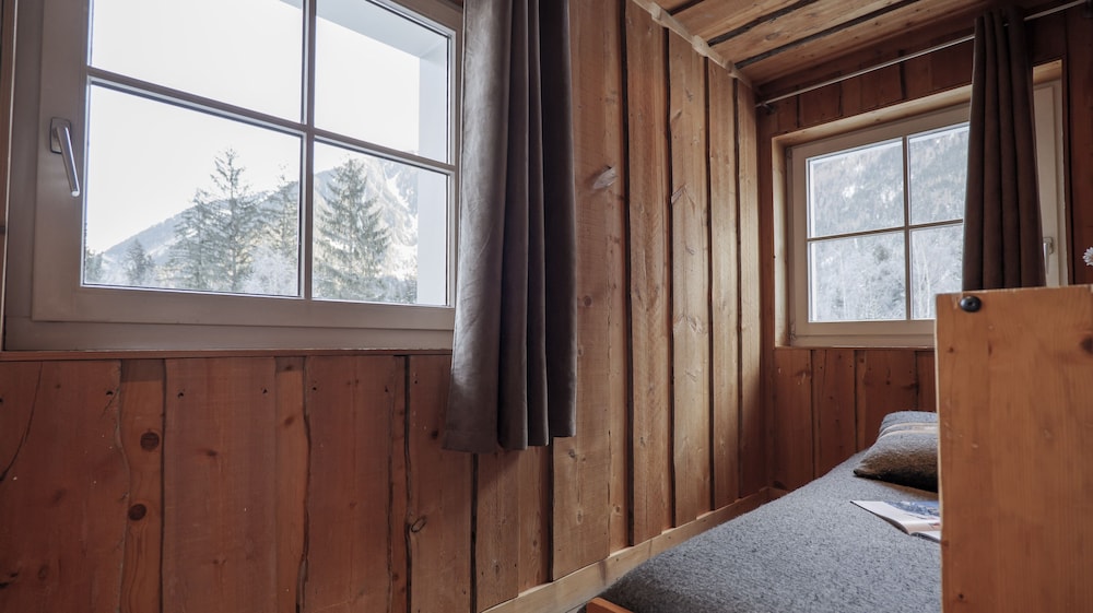 Superior Triple Room (Mont Blanc) - Photo 2