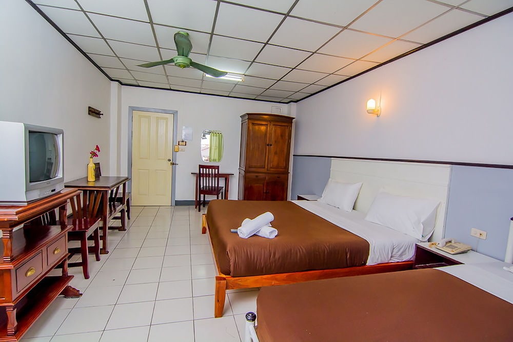 Standard Triple Room with Balcony photo 3