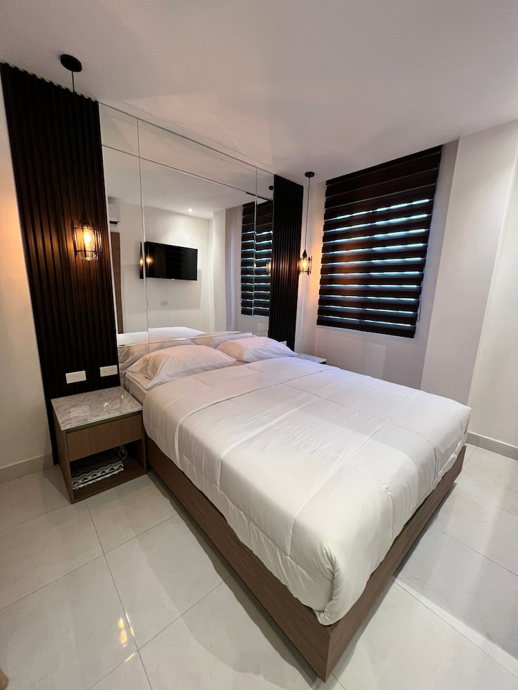 Standard Suite