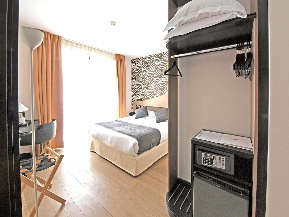 Deluxe room photo 1