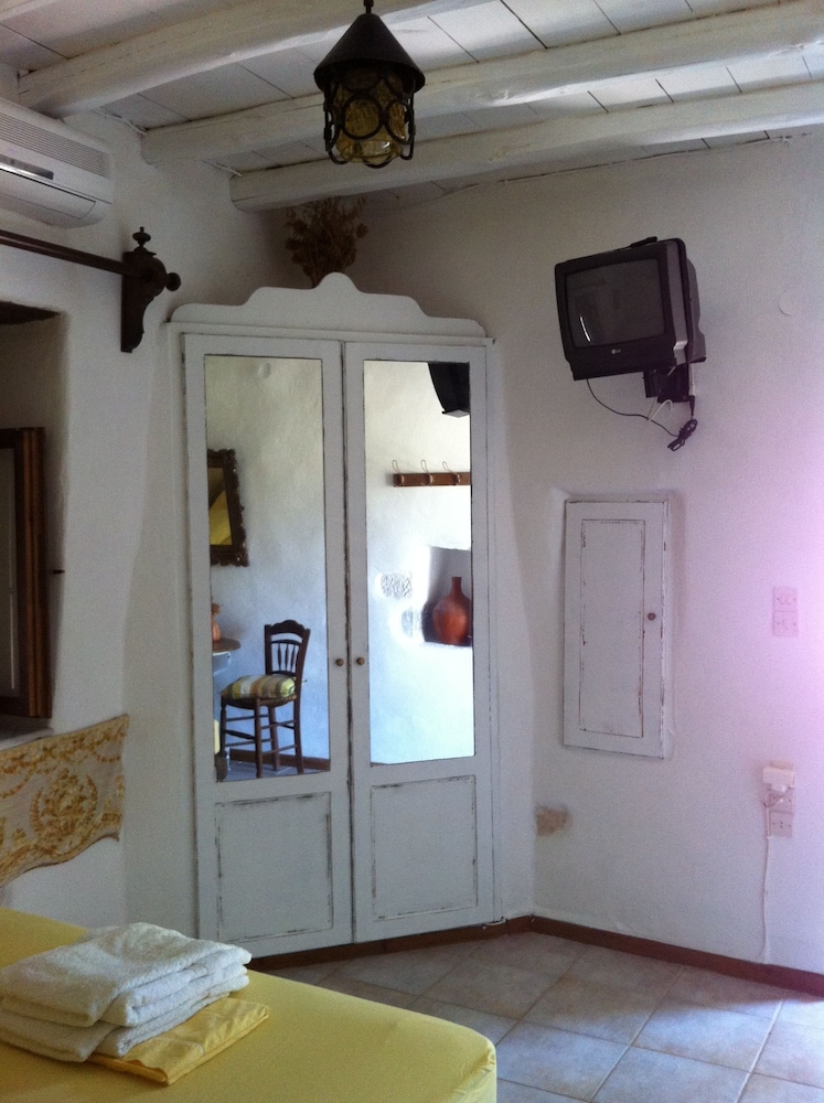 Double Room - Photo 19