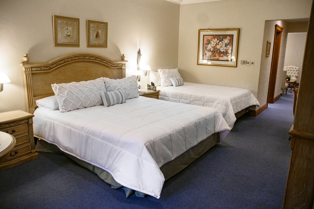 Suite Deluxe King photo 3