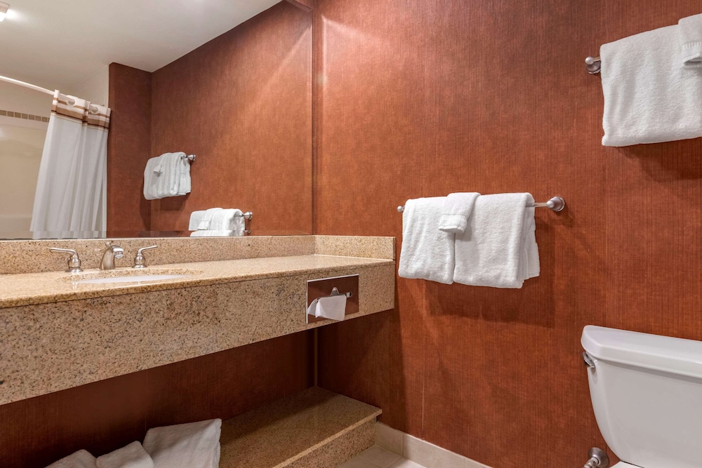Suite, Multiple Beds, Non Smoking photo 1