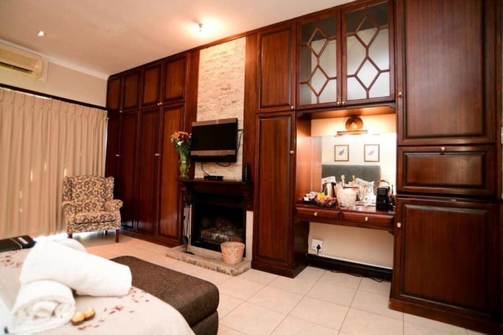 Luxury Room photo 2