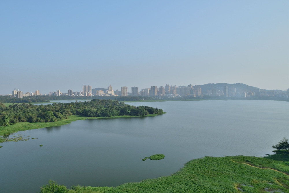 Westin, Club Suite, 1 Bedroom, Lake View