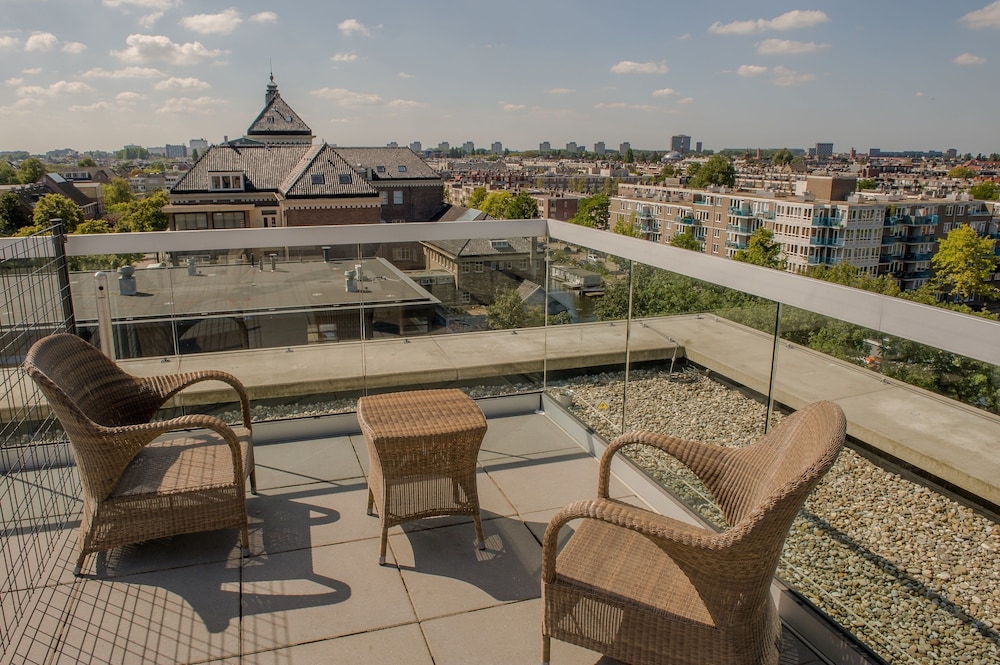 Panoramic Penthouse, 1 King Bed thumbnail 6