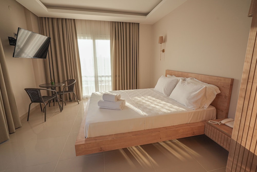 Exclusive Double Room, 1 Queen Bed, Lanai, Sea View