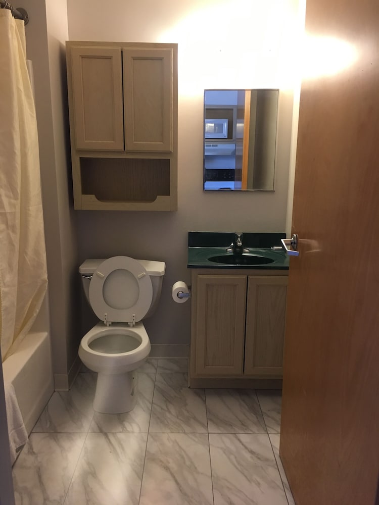 Standard Suite, 2 Double Beds, Non Smoking photo 2