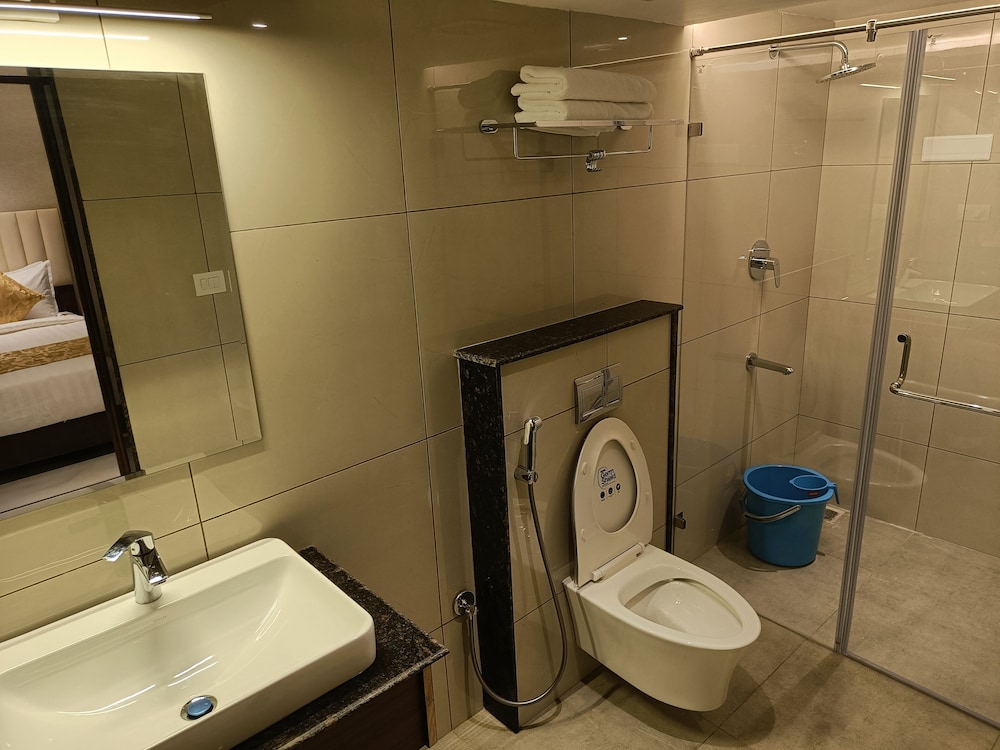 Standard Twin Room photo 2