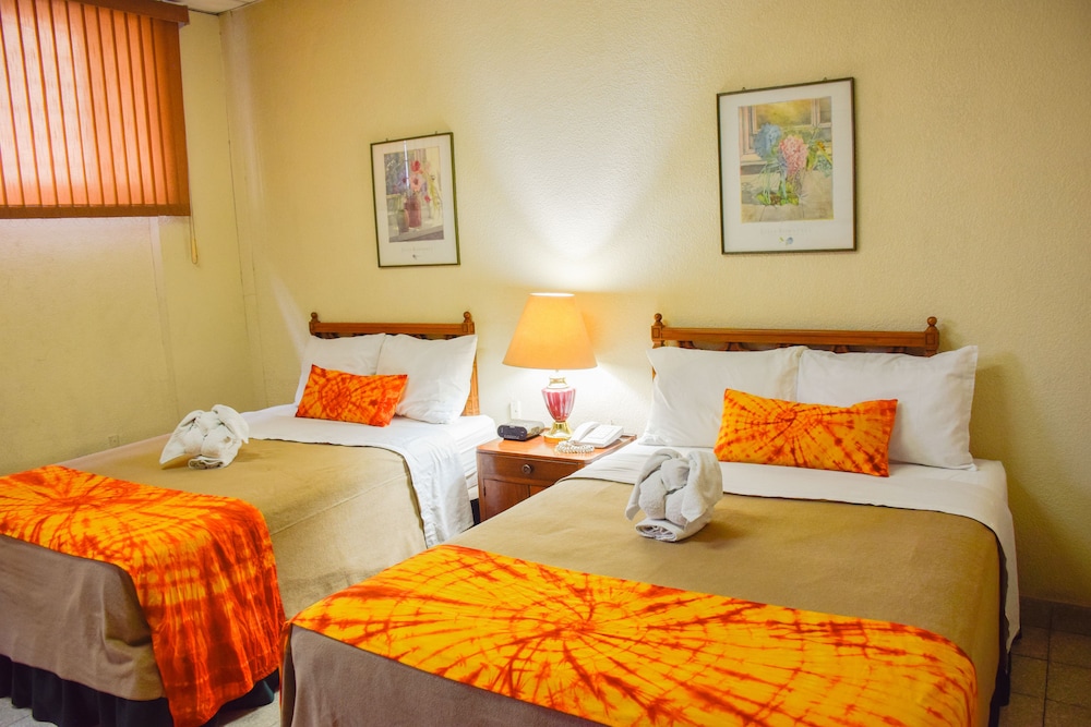 Standard Double Room, 2 Double Beds photo 3