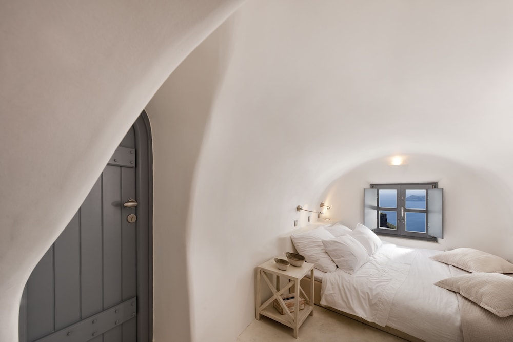 Premium Loft with Pool Access Caldera View - Photo 14