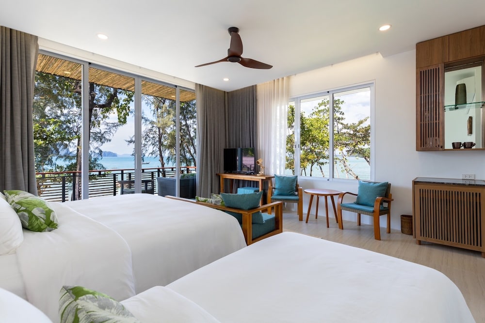 Triple Suite Seaview Villa photo 2
