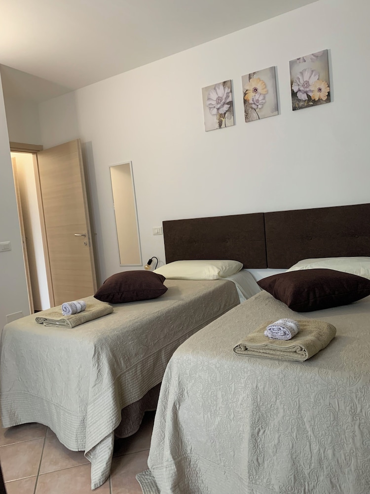 Basic Quadruple Room