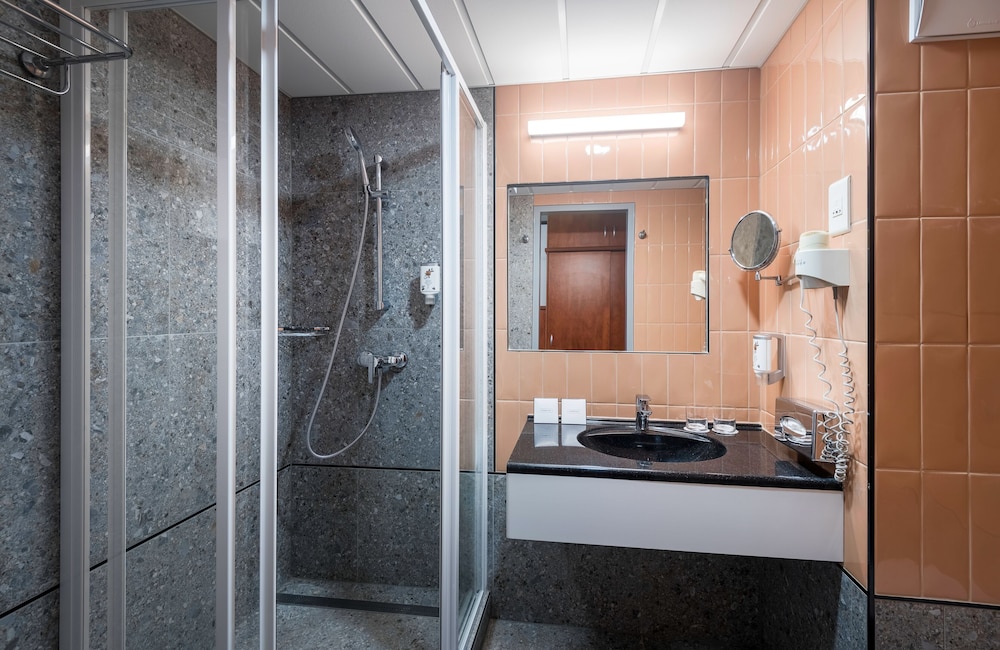 Superior Double Room, Non Smoking (West wing) photo 2
