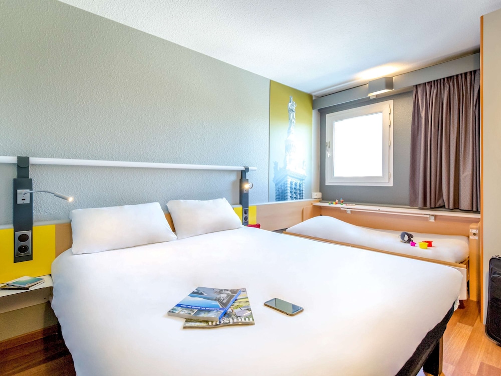 Standard Room, 1 Double Bed - Photo 7