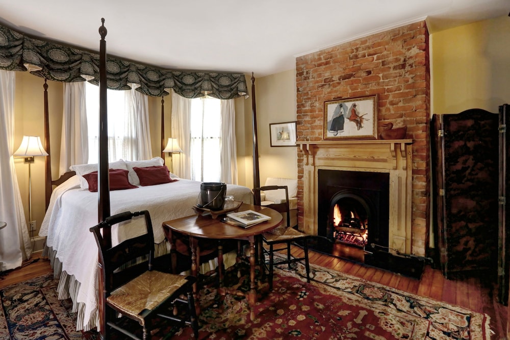 Suite 24 (2nd Floor) photo 1