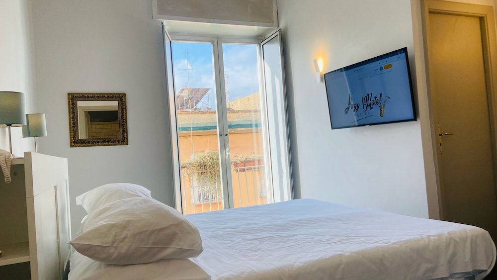 Deluxe Room, Accessible
