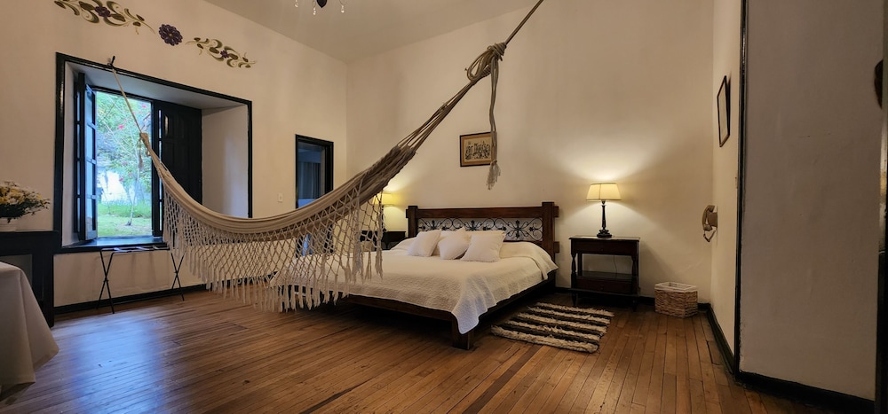 Standard Room photo 2