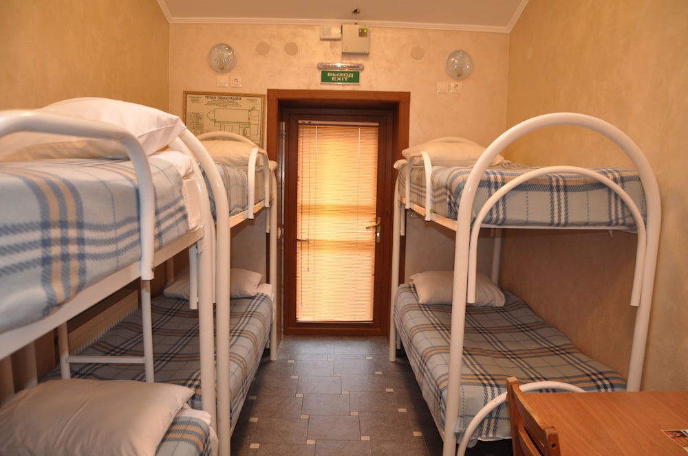 Economy Quadruple Room, Shared Bathroom photo 3