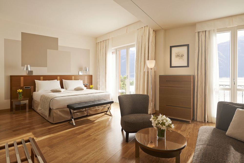 Junior Room, Partial Lake View