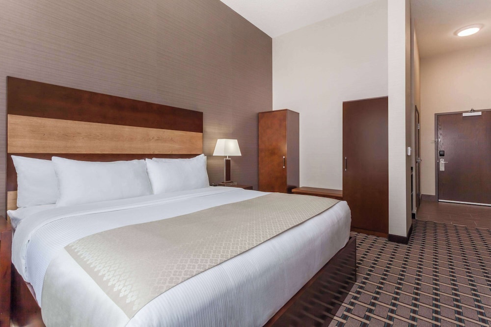 Premium Room, 1 King Bed