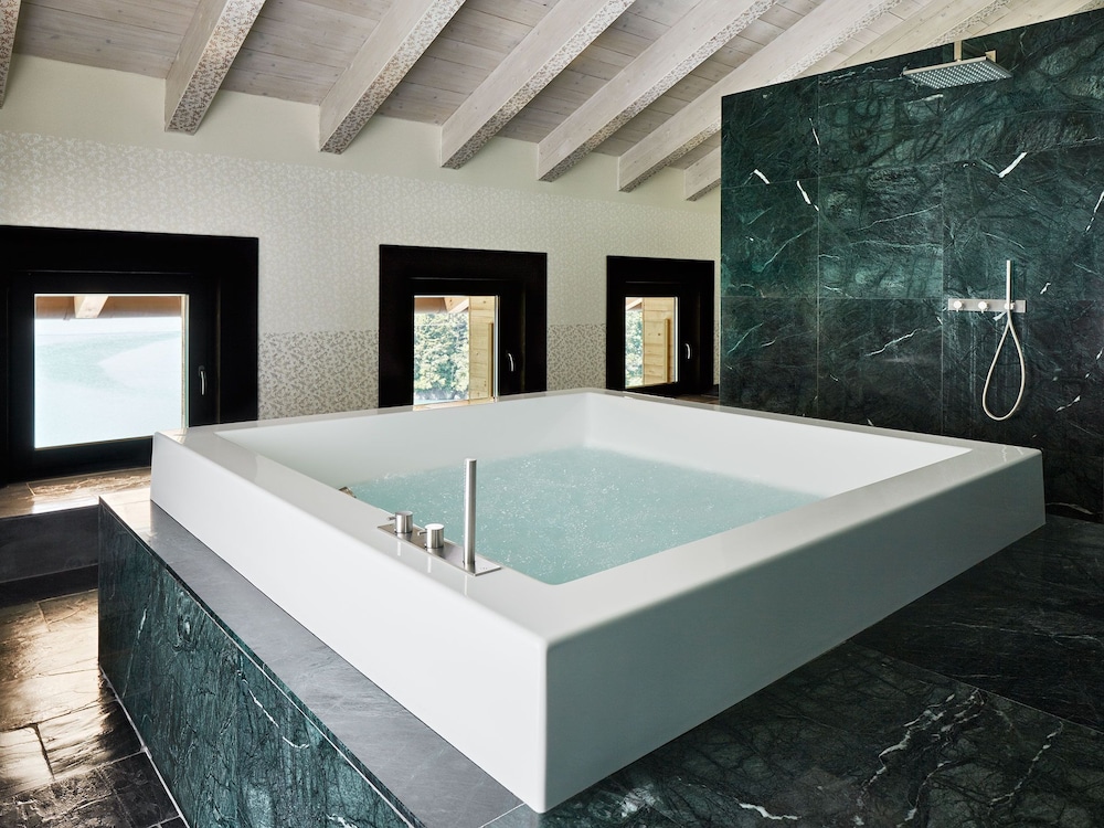 Deluxe Penthouse photo 3