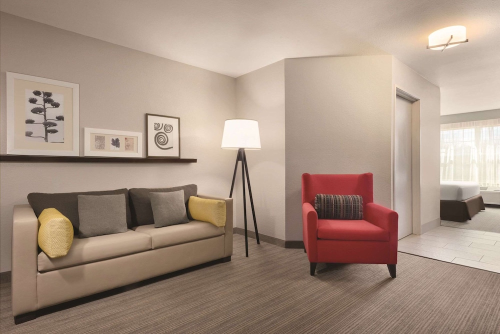 Suite, 1 Bedroom, Non Smoking - Photo 1