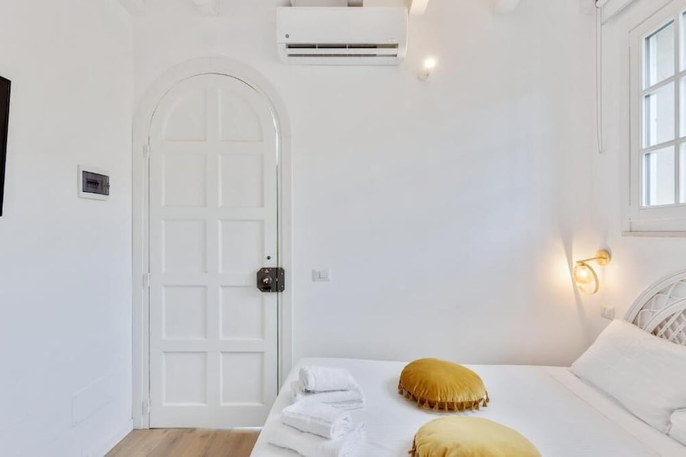 Basic Double Room