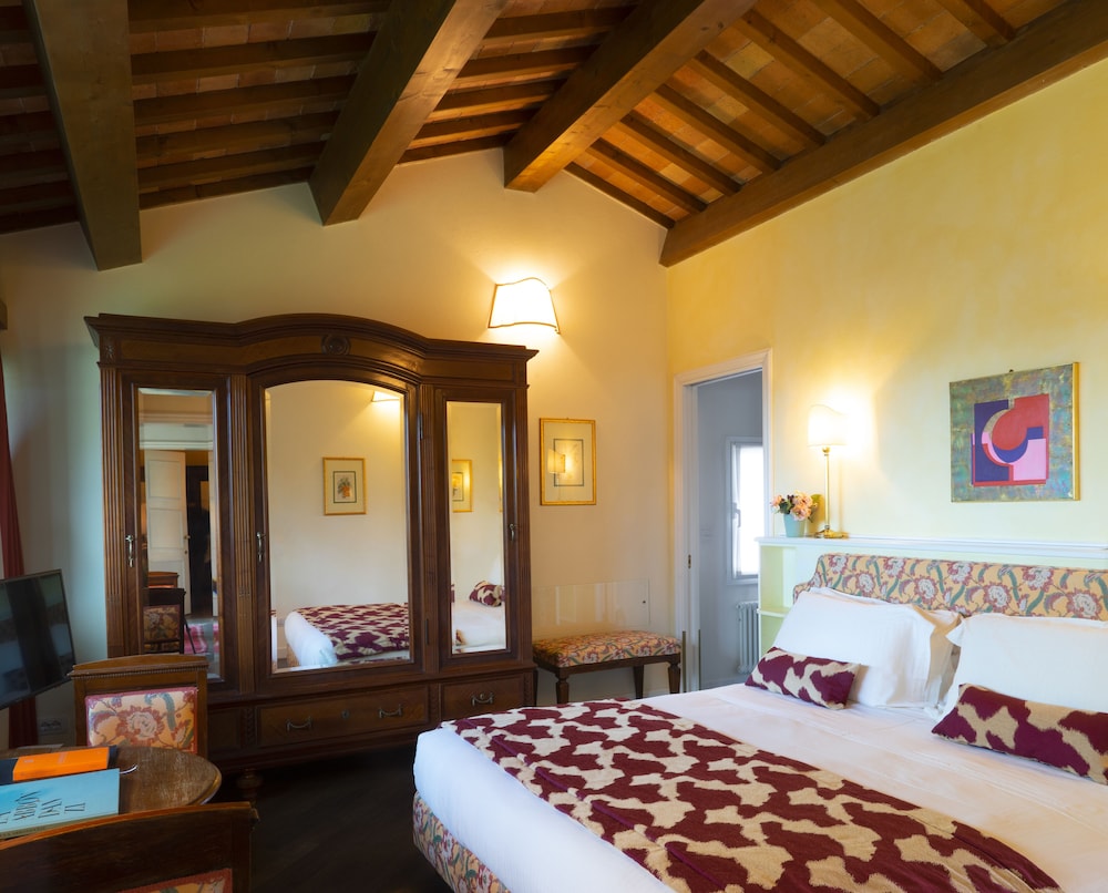 Deluxe Double Room Single Use, Kitchenette