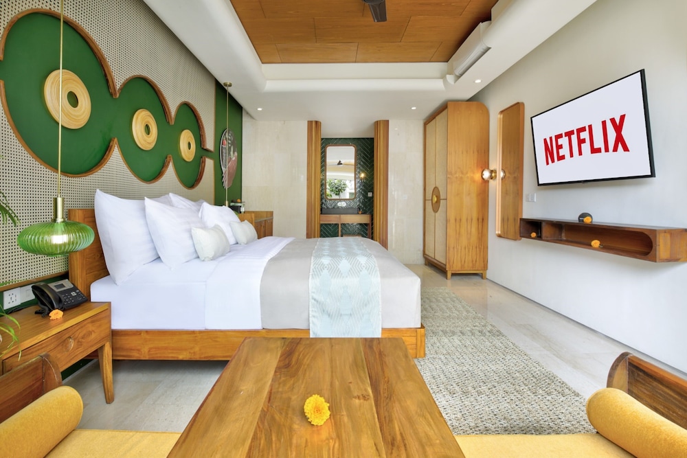 1 Bedroom Villa with Private Pool - Photo 3