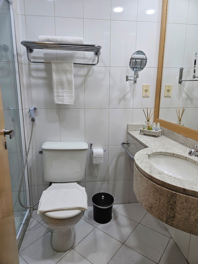 Deluxe Room, City View photo 2