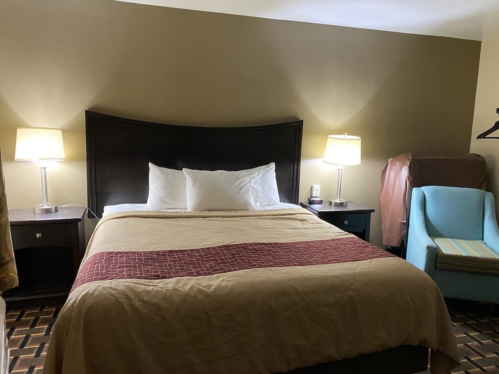 Standard Room, 1 King Bed photo 1