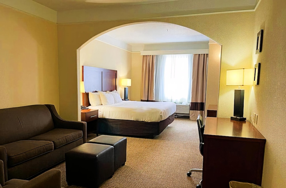 Suite, Non Smoking - Photo 2