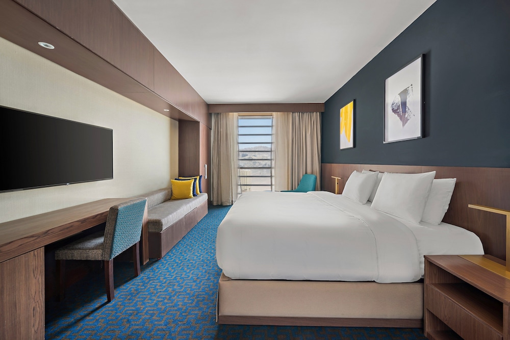 Deluxe Room - Photo 1