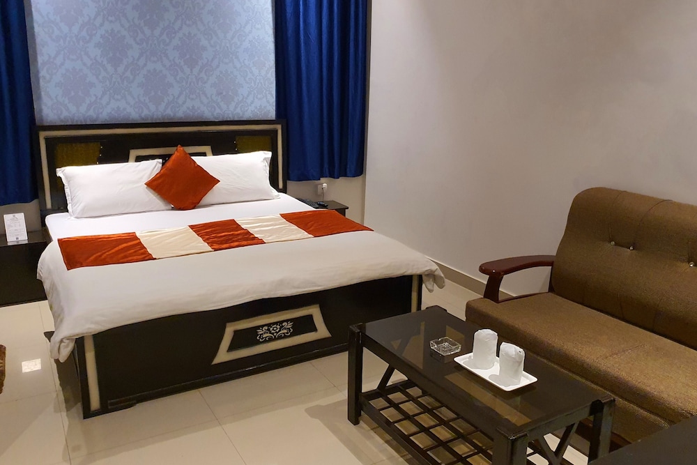 Deluxe Room - Photo 1