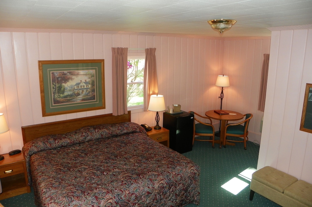 Deluxe Room, 1 King Bed
