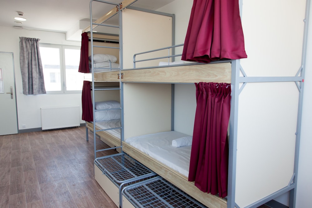 6 Bed Private Room photo 1