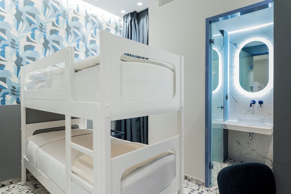 Family Suite, Balcony photo 3