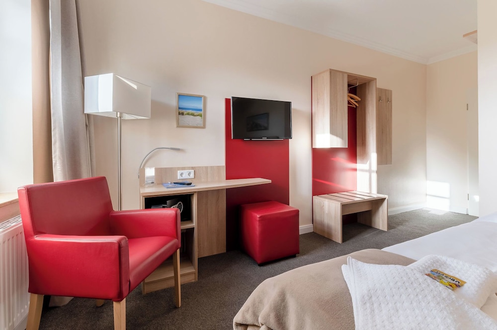 Comfort Single Room thumbnail 5