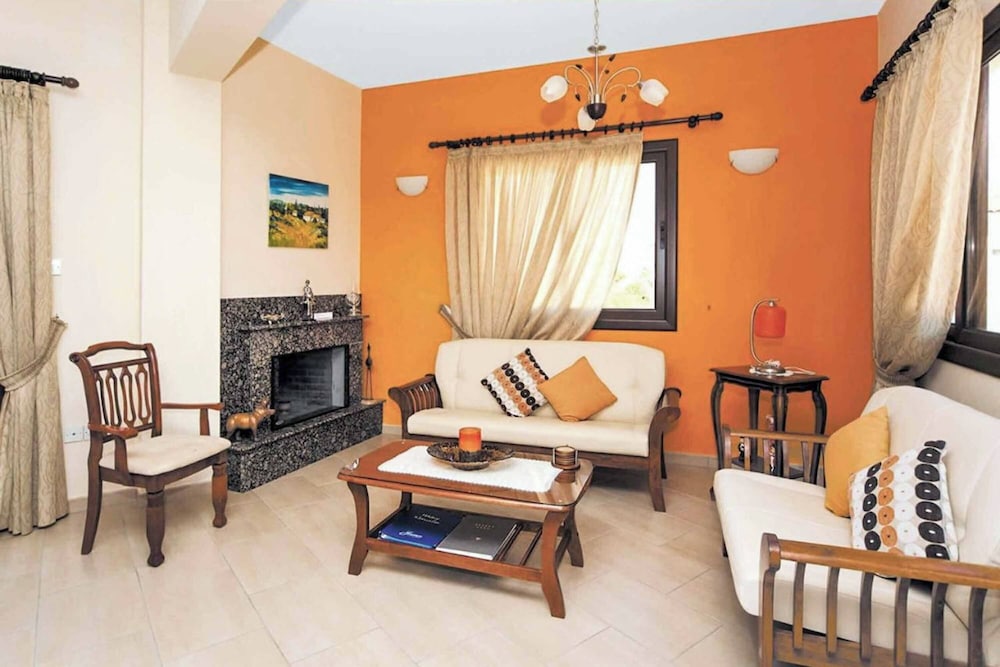 Villa (3 Bedrooms) photo 3